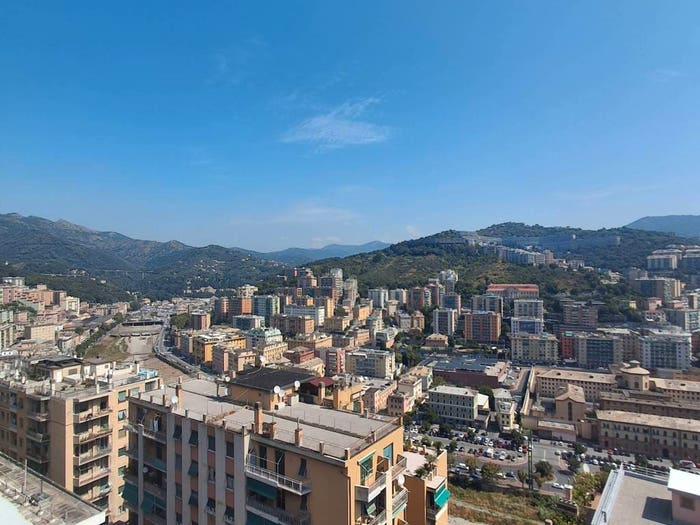 Appartamento con 5 locali in vendita in Via Leonardo Montaldo, Staglieno, Genova