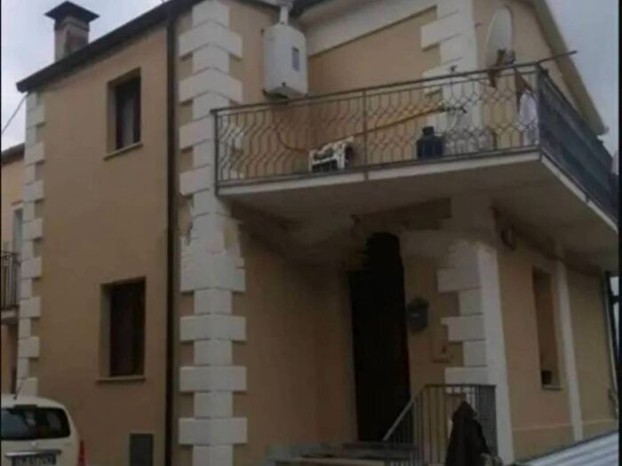 Casa quadrilocale in vendita in Via Annunziata, Castiglione Marittimo, Falerna