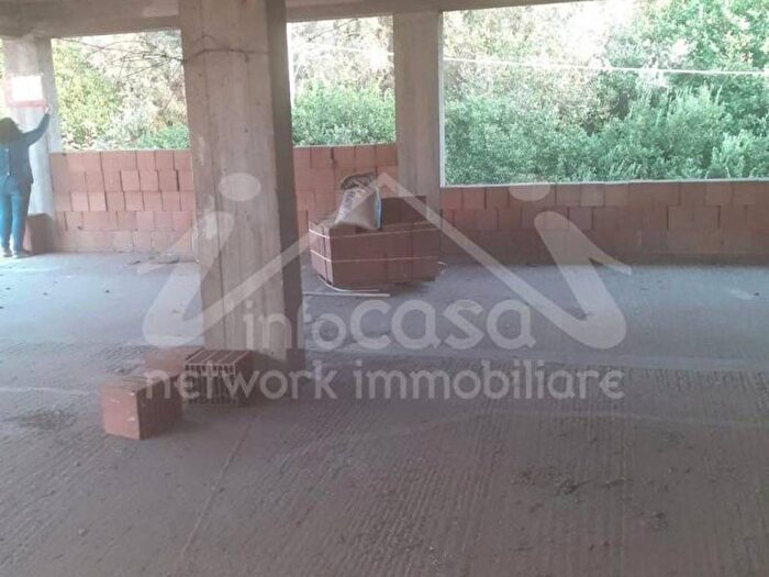Appartamento trilocale in vendita in Via Pietromeo, Centro, Taurianova