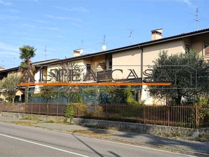 Casa quadrilocale in vendita in Via M Cervino, Brembo Mariano, Dalmine