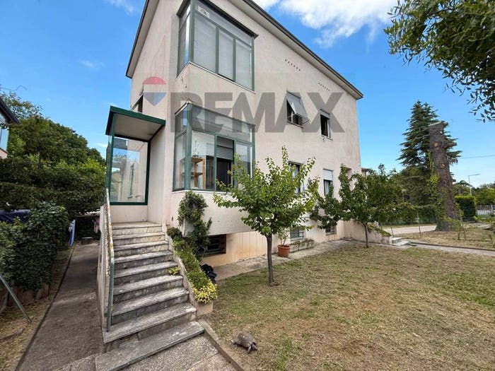 Casa con 6 locali in vendita in Stanga Pio X, Padova