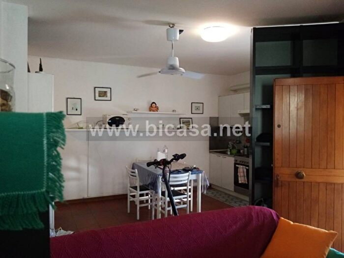 Appartamento quadrilocale in vendita in VIA ZAMBONINI, Centro, Montelabbate
