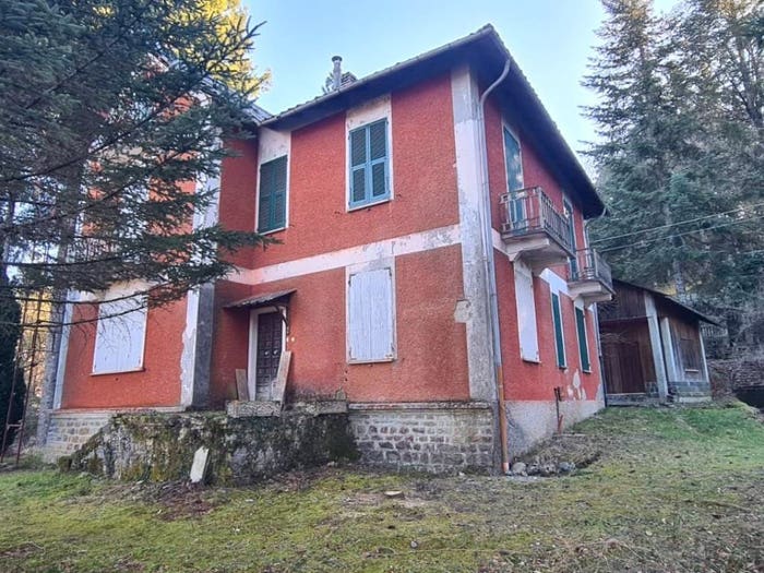Casa con 6 locali in vendita in Località Magnasco, Magnasco, Rezzoaglio