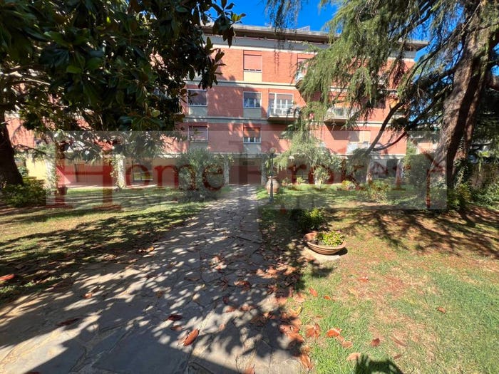 Appartamento bilocale in vendita in Piazza Vincenzo Fardella Di Torrearsa, Campo di Marte, Firenze