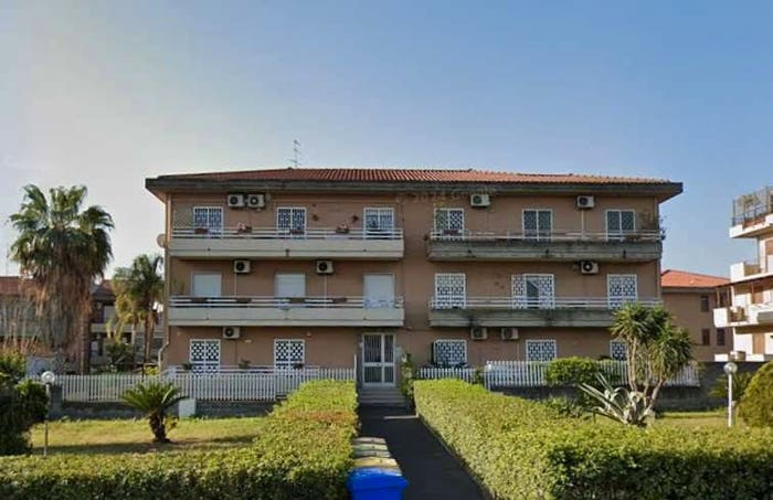 Appartamento con 6 locali in vendita in Via Ugo La Malfa, Rapisardi, Catania