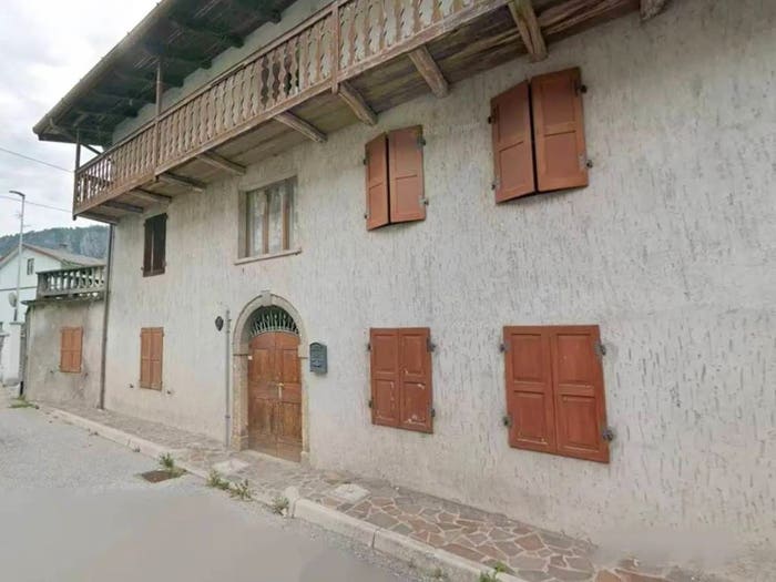 Casa con 6 locali in vendita in Via Dante Alighieri, Centro, Villa Santina