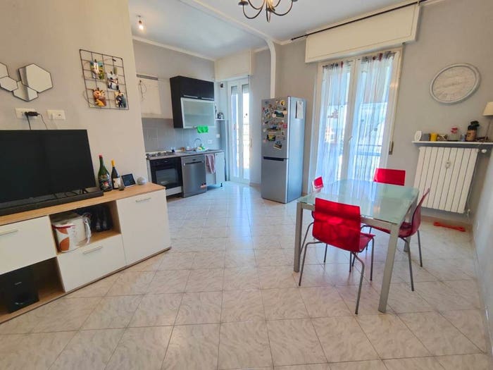 Appartamento con 5 locali in vendita in Via Patrioti, Centro, Albenga