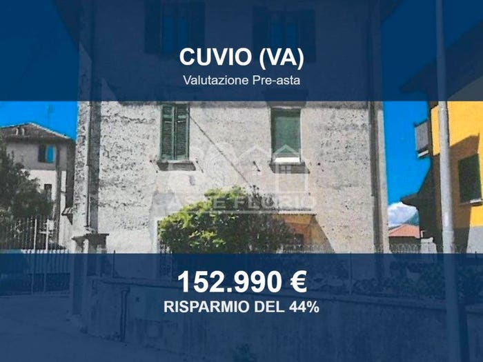 Appartamento con 5 locali in vendita in Via Giuseppe Verdi, Centro, Cuvio