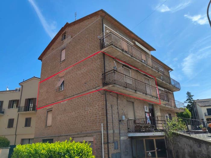 Appartamento con 5 locali in vendita in Via Po, Sferracavallo, Orvieto