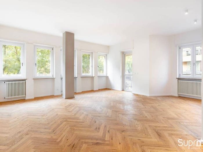 Appartamento quadrilocale in vendita in Corso Peschiera, Cenisia, Torino