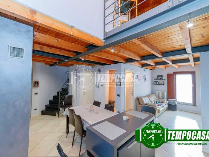 Appartamento bilocale in vendita in Strada Val Nure, Verza, Piacenza