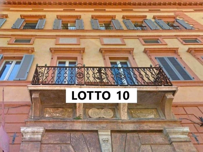 Appartamento trilocale in vendita in Via del Lavoro N Snc, Centro Storico, Foligno