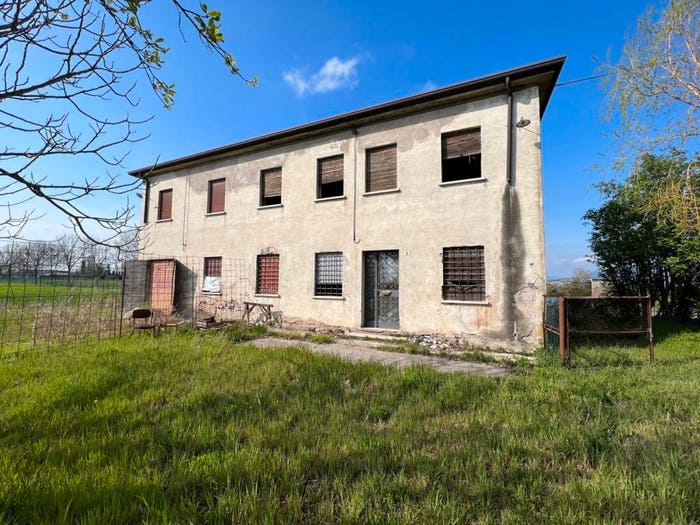Casa quadrilocale in vendita in VIA MADONETTA, Centro, Ospedaletto Euganeo