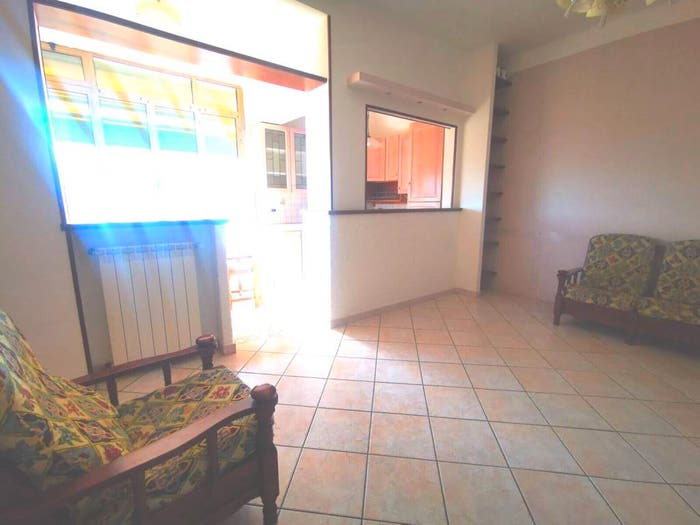 Appartamento trilocale in vendita in via Anna Frank, Porto Maurizio, Imperia