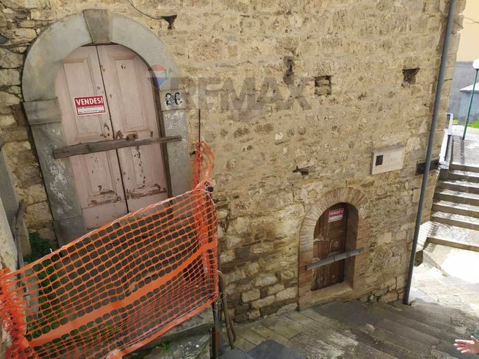 Casa bilocale in vendita in via regina margherita, Civitaluparella
