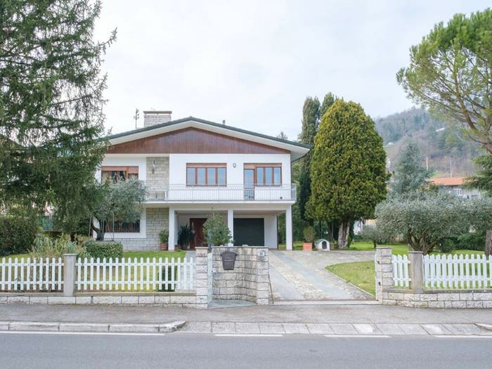 Casa con 6 locali in vendita in VIA XXX APRILE, Monte Castello, Mercato Saraceno
