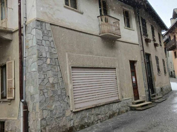 Casa con 6 locali in vendita in Via Alliaud, Centro, Cesana Torinese