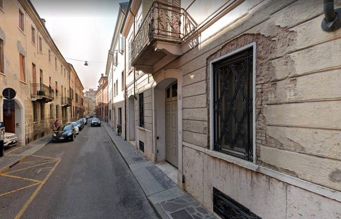 Casa con 6 locali in vendita in Centro, Mantova