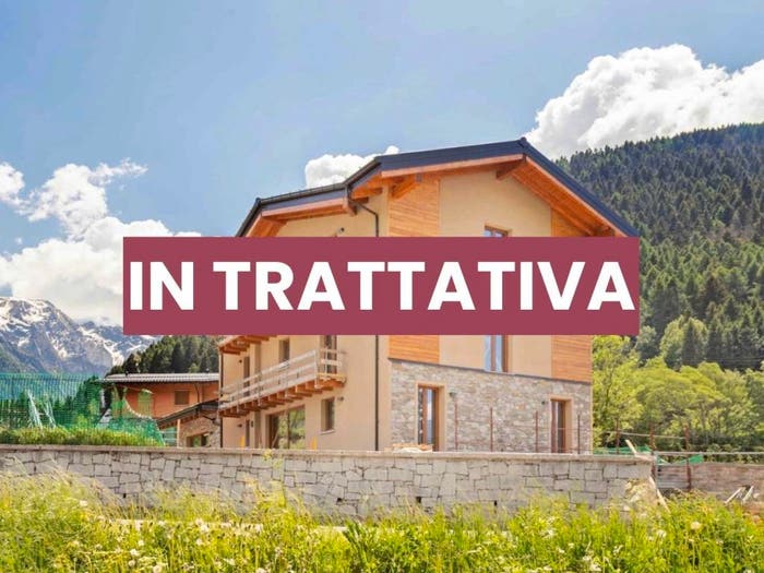 Appartamento trilocale in vendita in via val d'avio, Centro, Temù
