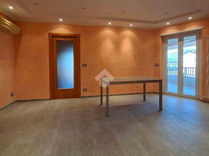 Appartamento trilocale in vendita in Via Olimpica, Castorano