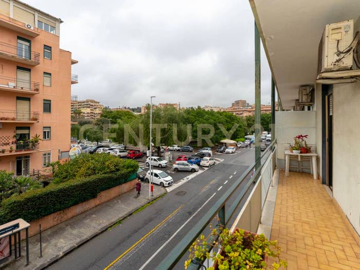 Appartamento trilocale in vendita in Via Torino, Vulcania Sanzio, Catania