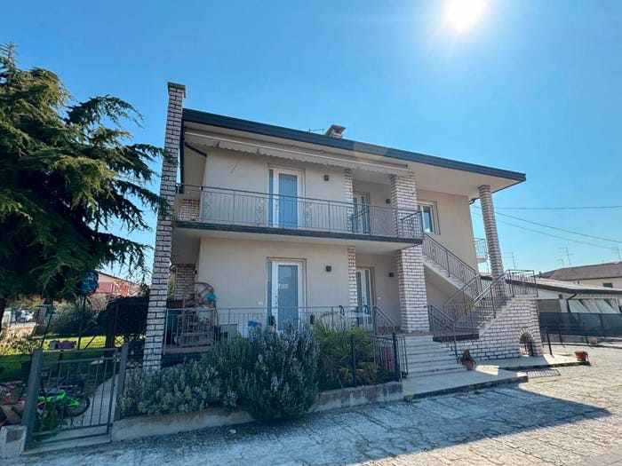 Appartamento bilocale in vendita in Via Rosa, Centro, Pescantina