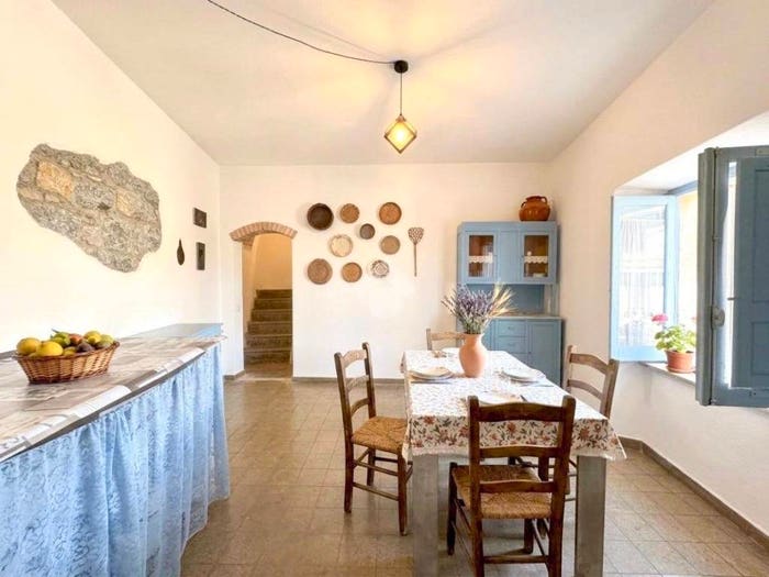 Appartamento con 5 locali in vendita in Via San Sebastiano, Ulassai