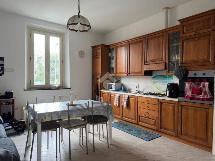 Appartamento quadrilocale in vendita in Via Cavour, Altopascio Centro, Altopascio