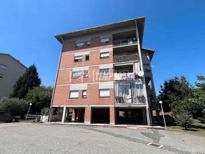 Appartamento trilocale in vendita in Via brigate partigiane, Centro, Cuorgnè