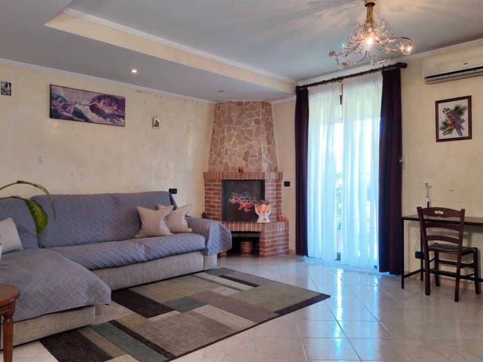 Appartamento trilocale in vendita in Via Montalbano Elicona, Borghesiana, Roma
