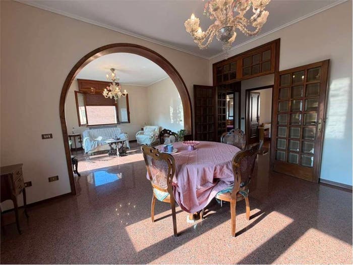Appartamento con 5 locali in vendita in Via Pio Toniolo, Sacca Stazione, Modena