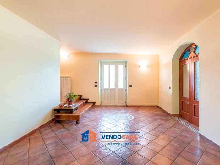 Casa con 5 locali in vendita in Via Roma, Centro, Novello