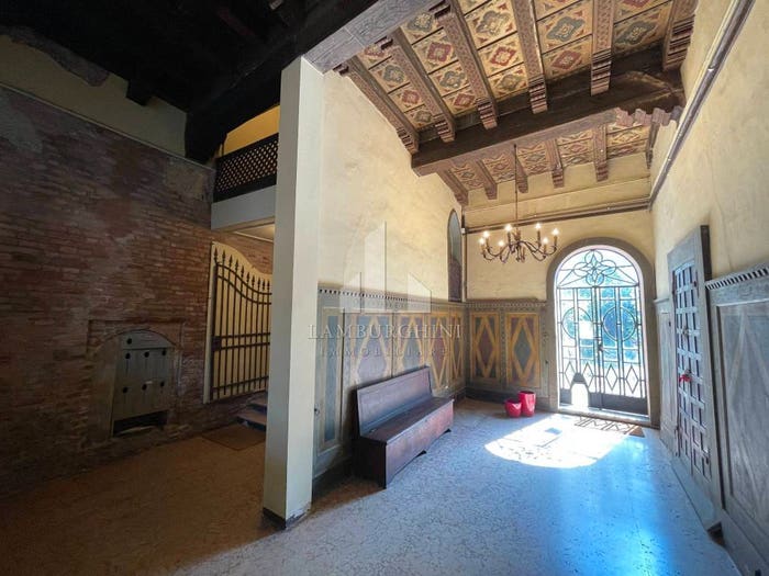 Appartamento quadrilocale in vendita in Centro Storico, Ferrara