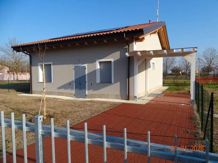 Casa con 5 locali in vendita in Via Rosanna Benzi, Centro, Baricella