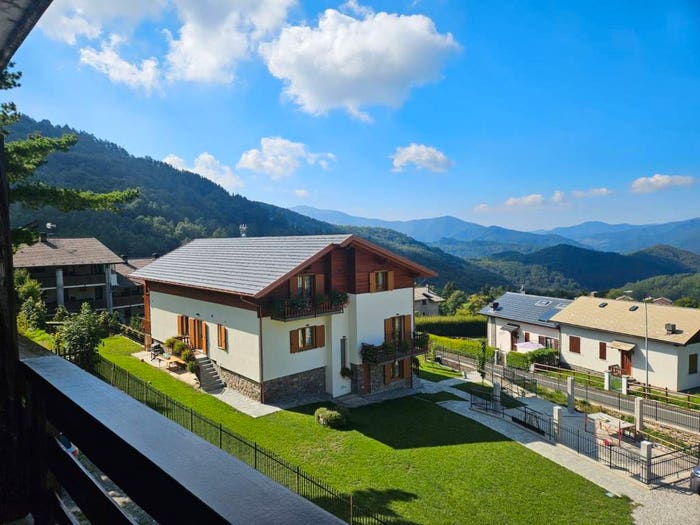Appartamento trilocale in vendita in Via Caduti d'Italia, Centro, Santo Stefano d'Aveto