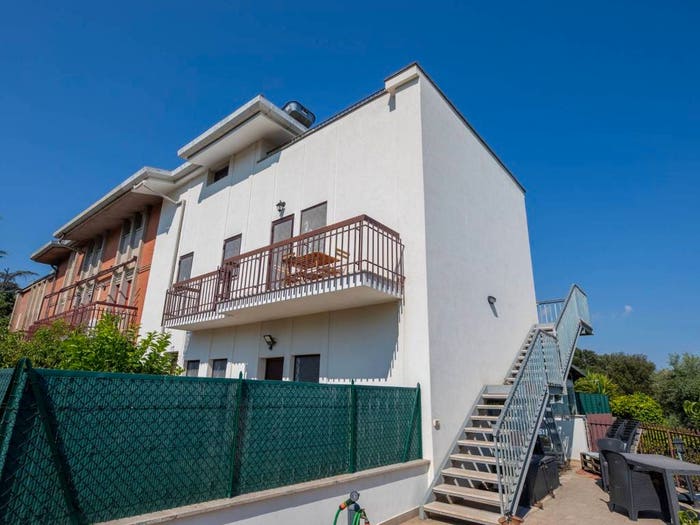 Appartamento trilocale in vendita in Via del Sassone, Cava dei Selci, Marino