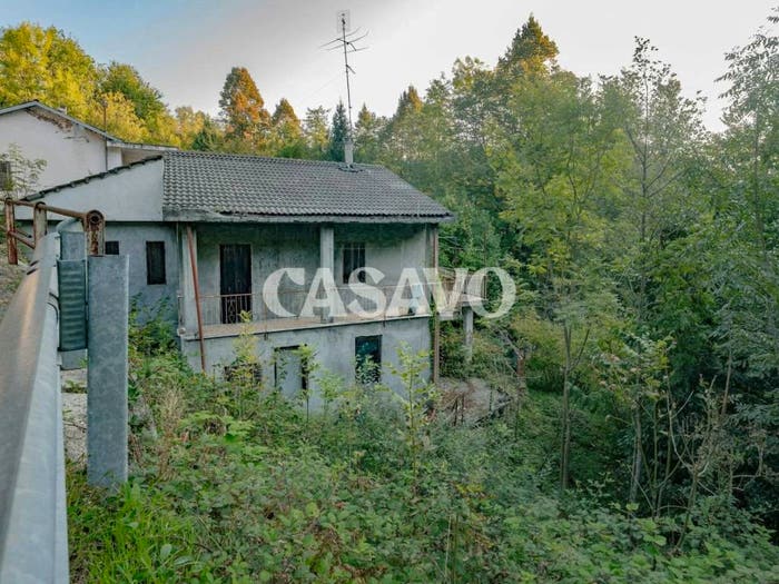 Appartamento con 6 locali in vendita in Frazione Braida, Canischio