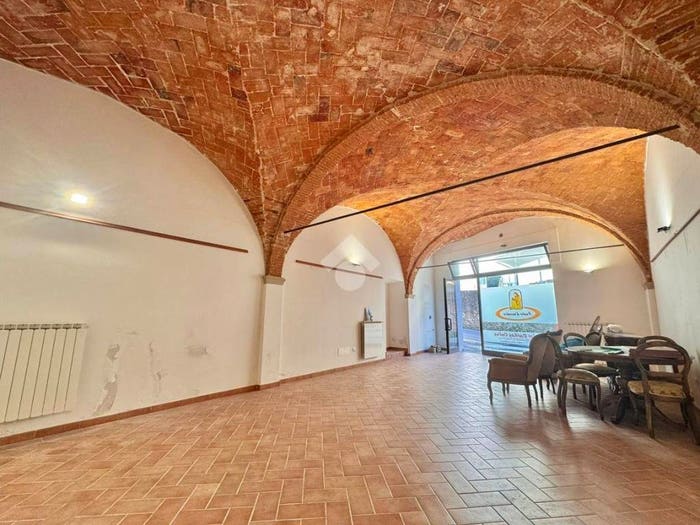 Appartamento bilocale in vendita in Via del Pontormo, Centro, Carmignano