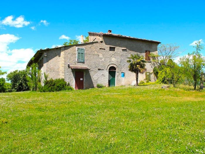 Casa con 6 locali in vendita in Str Vernacchia Montevescovo, Meldola