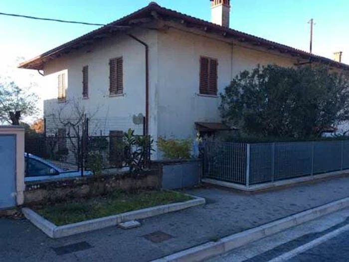 Casa con 6 locali in vendita in Località Policiano, Puliciano, Arezzo