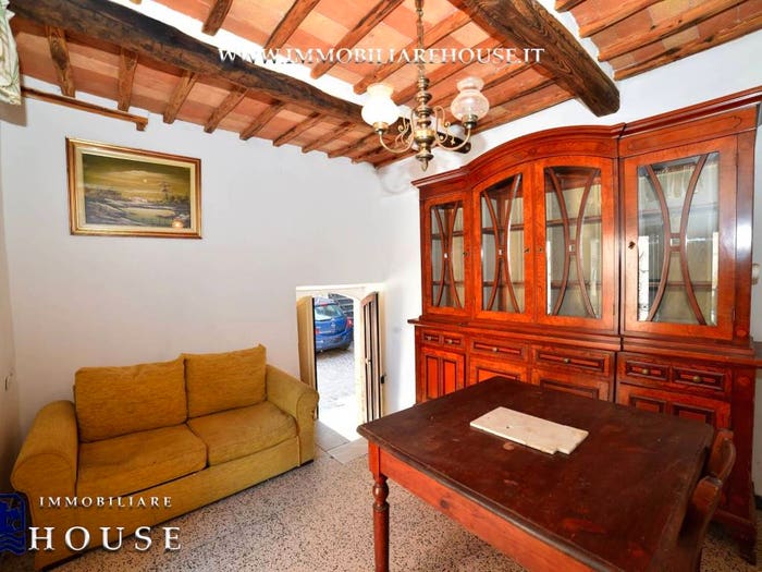 Appartamento con 5 locali in vendita in Via San Giorgio, Bolsena
