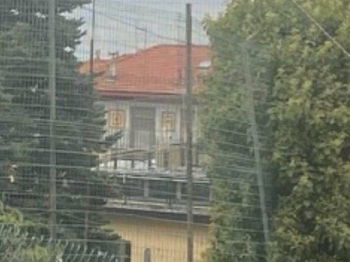 Appartamento trilocale in vendita in Via Zeffiro Massa, Ospedale, Sanremo