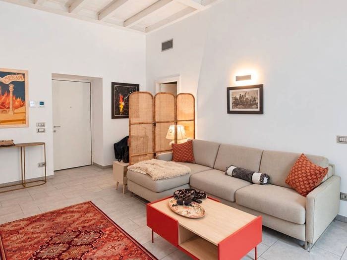 Appartamento bilocale in affitto in Via Paolo Giovio, Centro Storico, Como