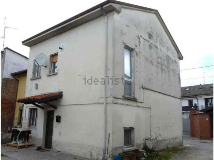 Casa quadrilocale in vendita in Via Trento E Trieste, Centro, Villanterio