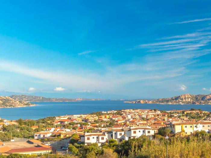Casa trilocale in vendita in Strada Panoramica per Baragge, Palau