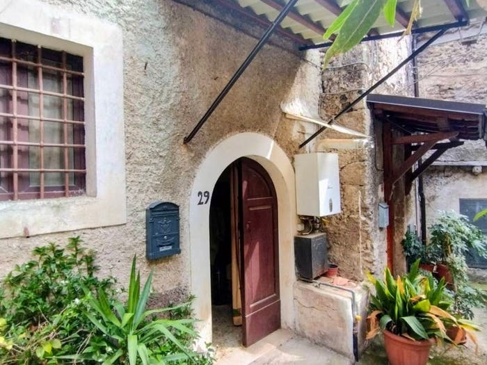 Casa trilocale in vendita in Via Capo del Colle, Colle San Magno