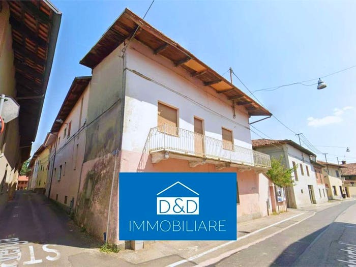 Casa con 5 locali in vendita in Via Umberto Primo, Foglizzo
