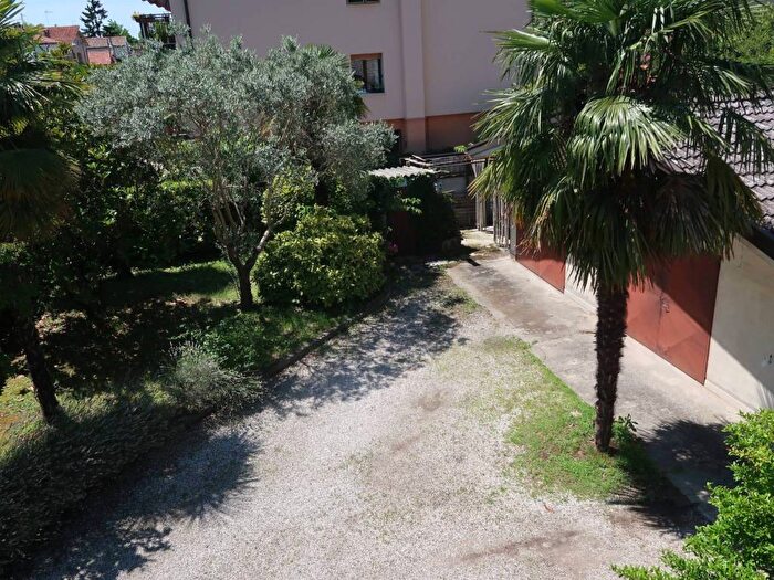 Casa con 5 locali in vendita in Via Asseggiano, Asseggiano, Venezia