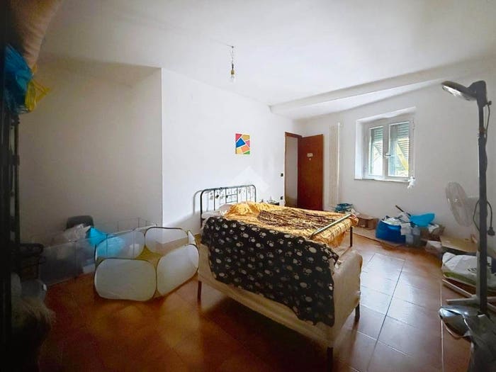 Appartamento quadrilocale in vendita in Via Nino Bixio, Centro, Collesalvetti