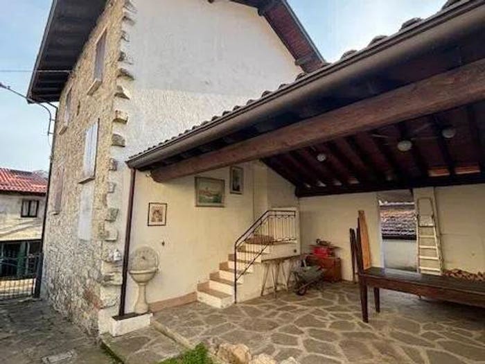 Casa trilocale in vendita in Località Prelo, Ferriere